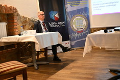 Przewodniczący sesji Robert Hanus, 