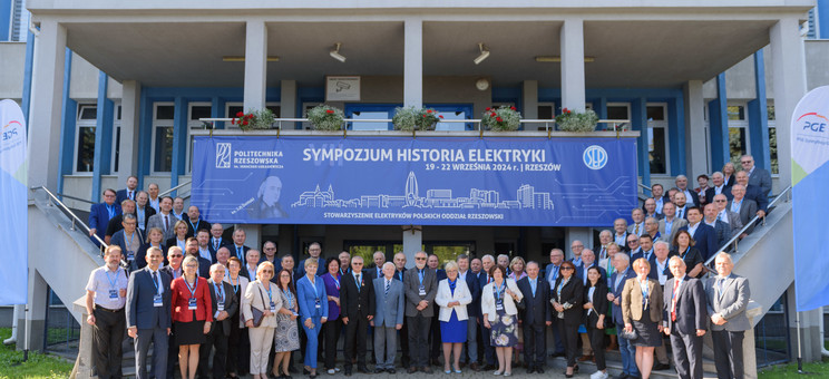 Uczestnicy VII SHE
