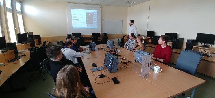 Warsztaty w laboratorium A.212. fot. Jakub Wojturski